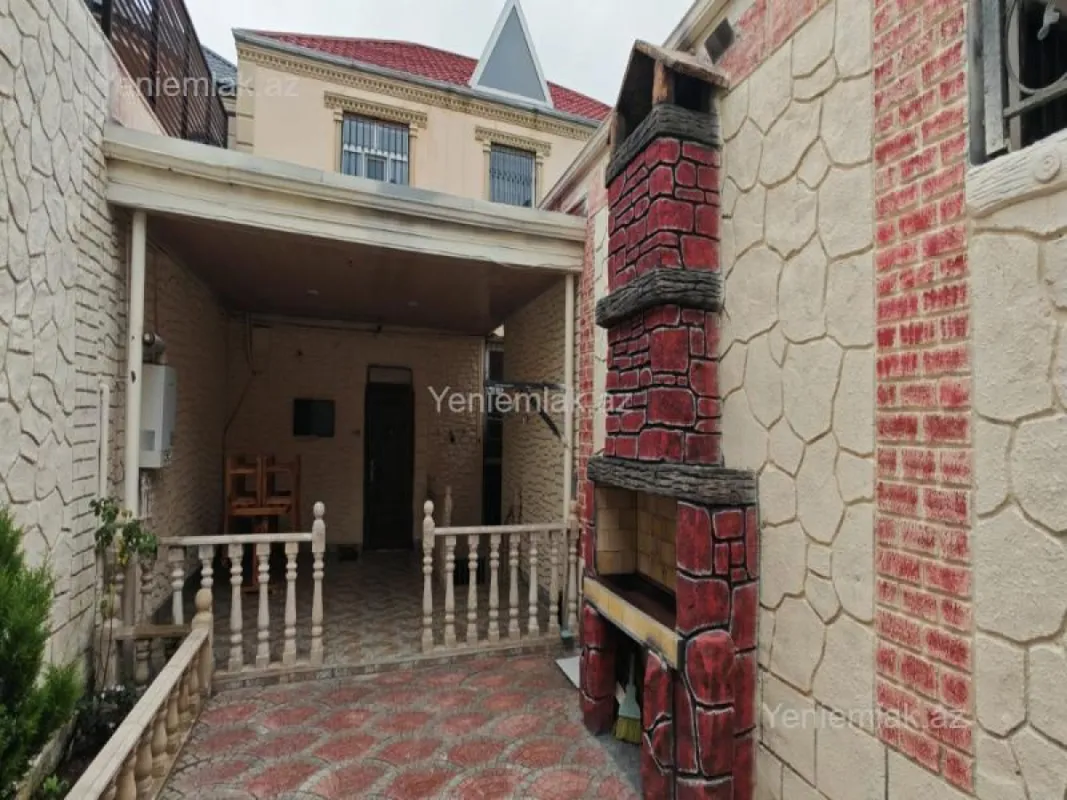 Satılır 5 otaqlı həyət evi 170 m²
