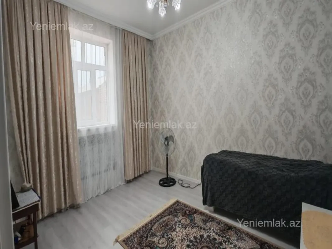 Satılır 5 otaqlı həyət evi 170 m²