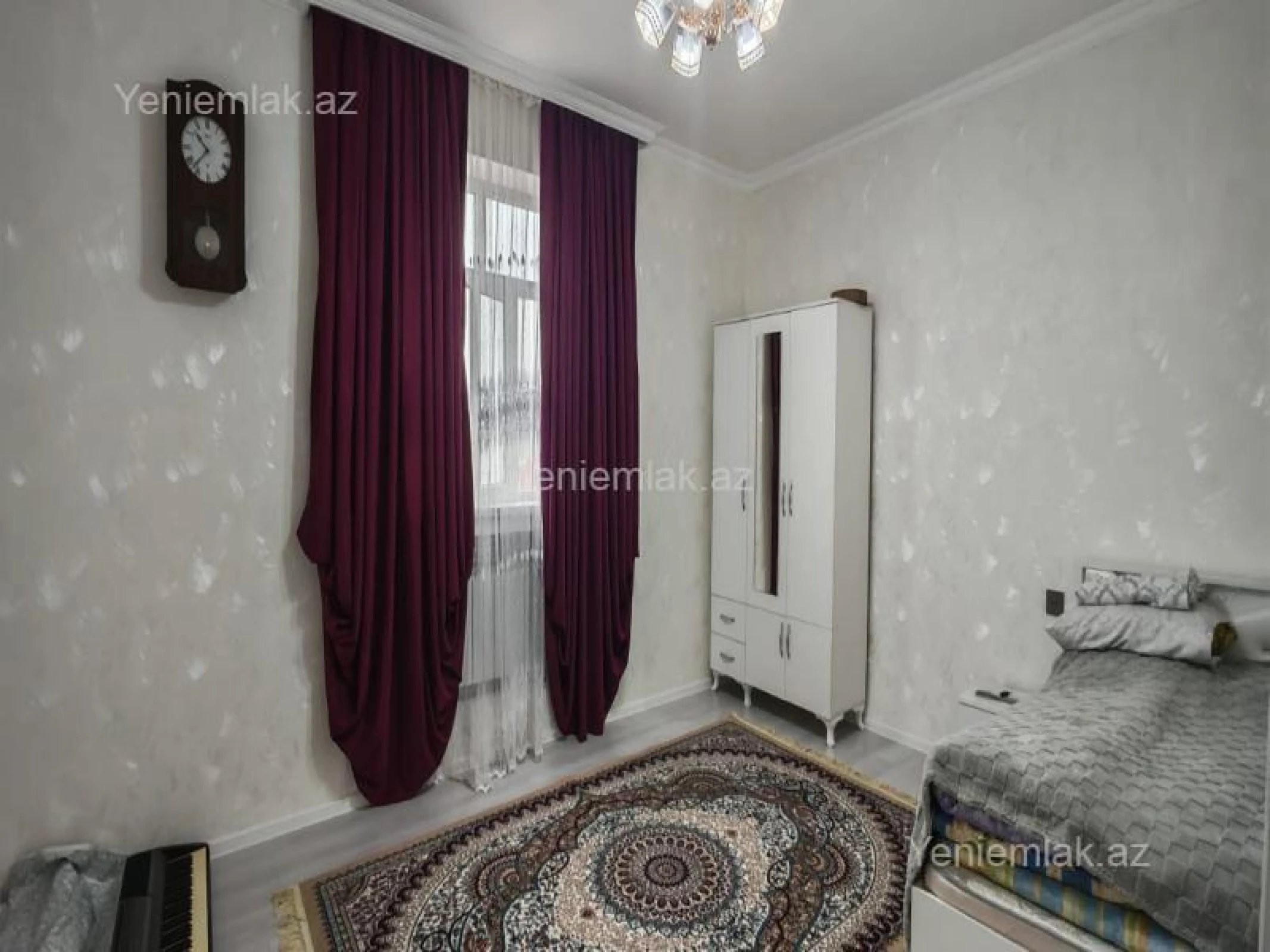 Satılır 5 otaqlı həyət evi 170 m²