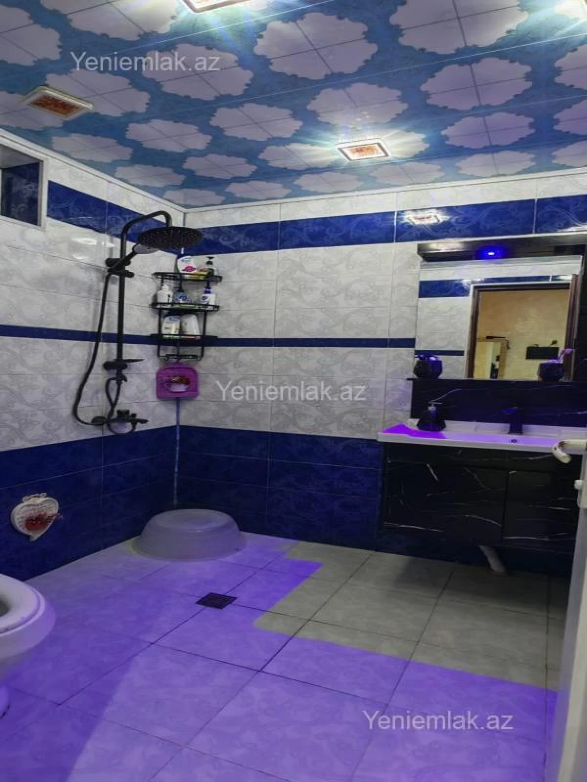 Satılır 5 otaqlı həyət evi 170 m²