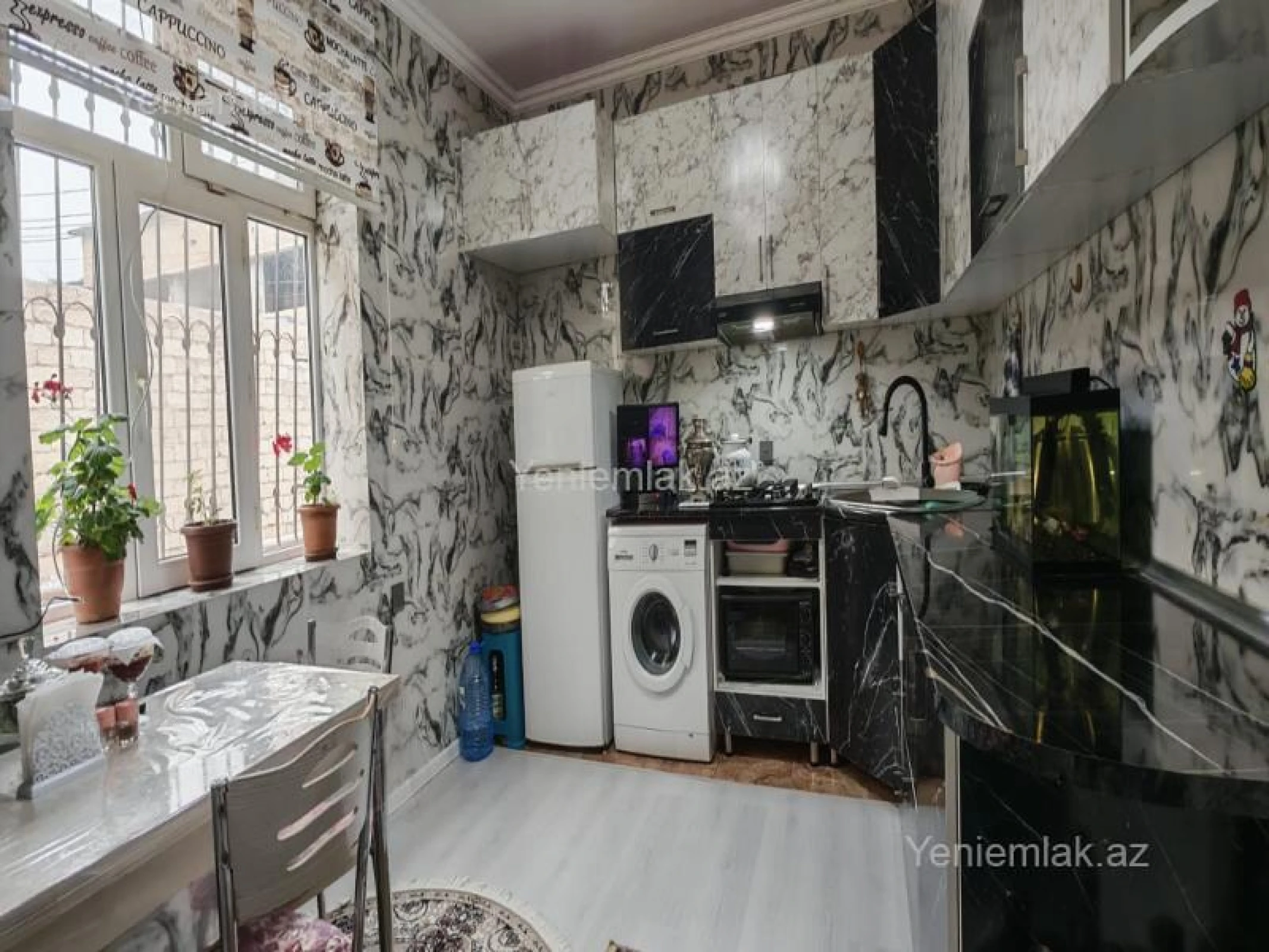 Satılır 5 otaqlı həyət evi 170 m²