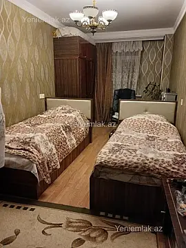 Satılır 3 otaqlı köhnə tikili 80 m²