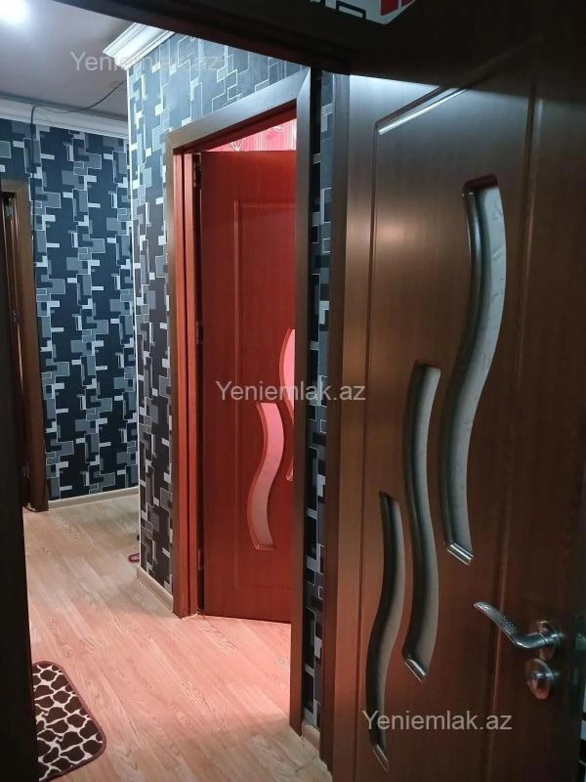 Satılır 3 otaqlı köhnə tikili 80 m²