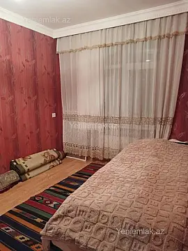 Satılır 3 otaqlı köhnə tikili 80 m²