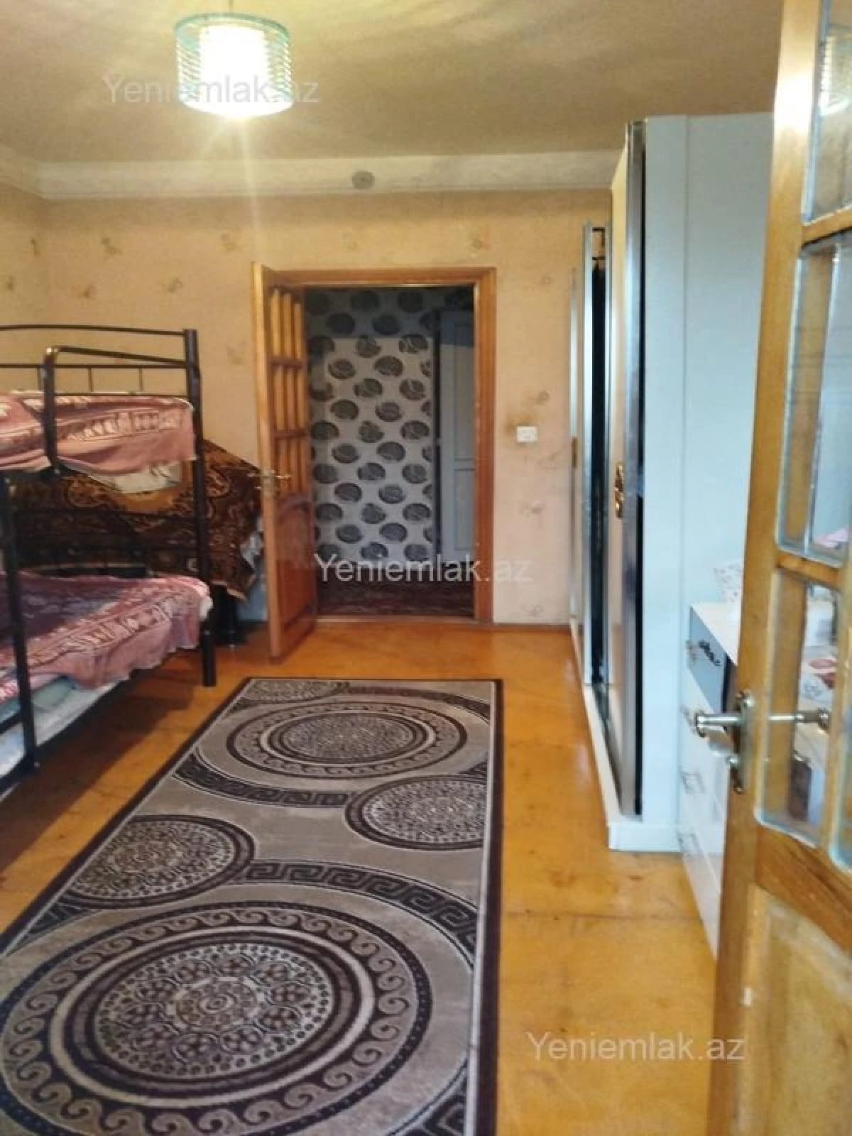 Satılır 3 otaqlı köhnə tikili 80 m²