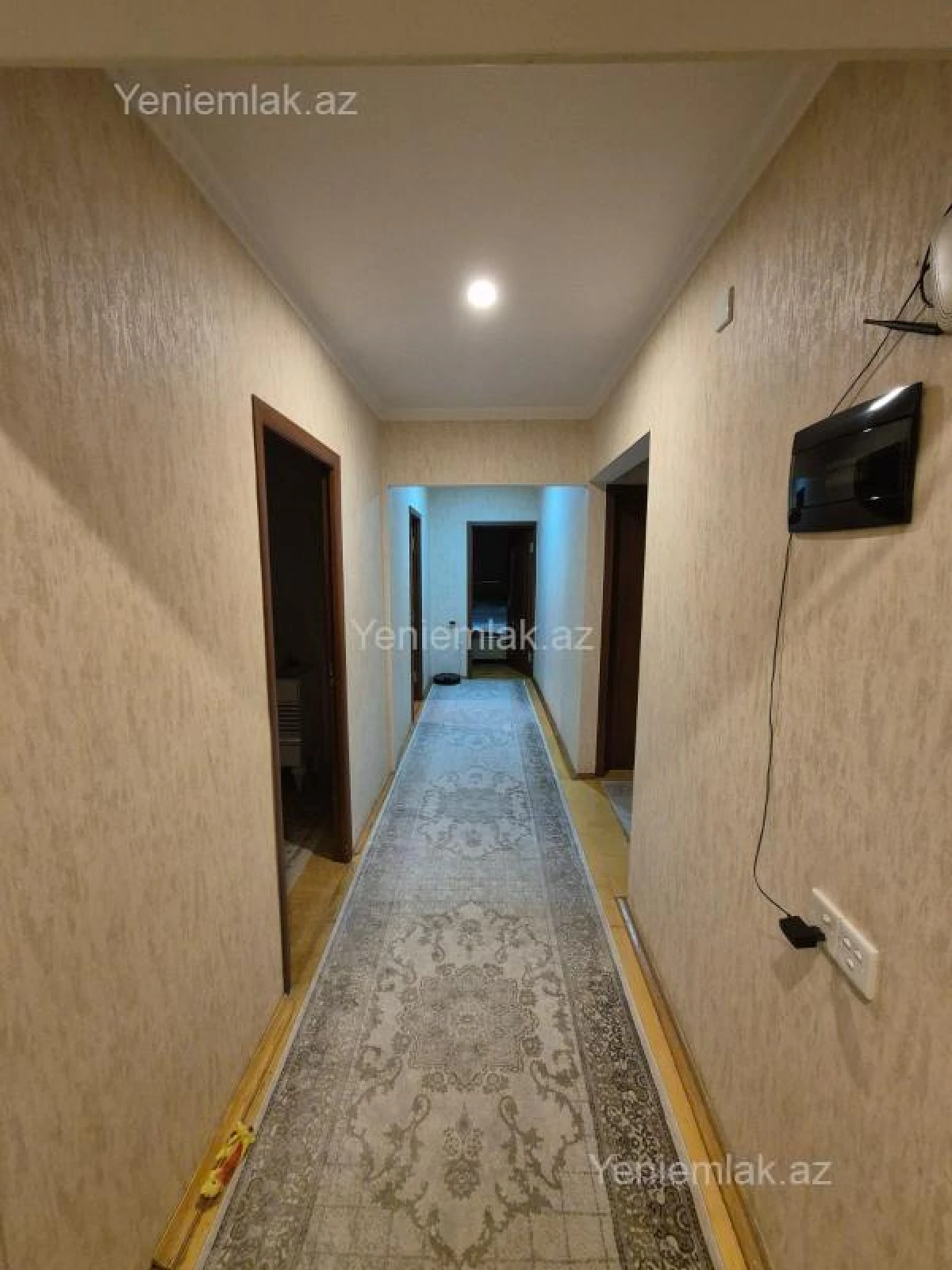 Satılır 5 otaqlı köhnə tikili 131 m²