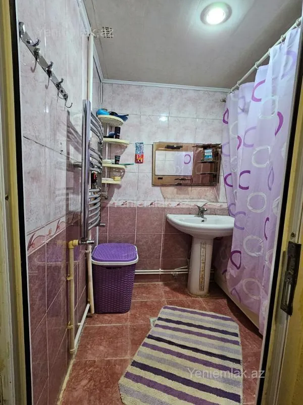 Satılır 3 otaqlı yeni tikili 80 m²