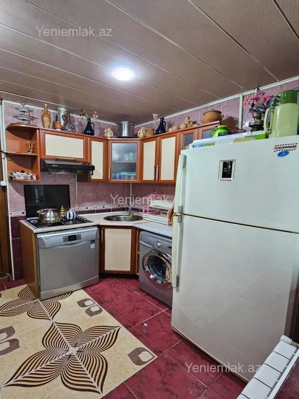 Satılır 3 otaqlı yeni tikili 80 m²