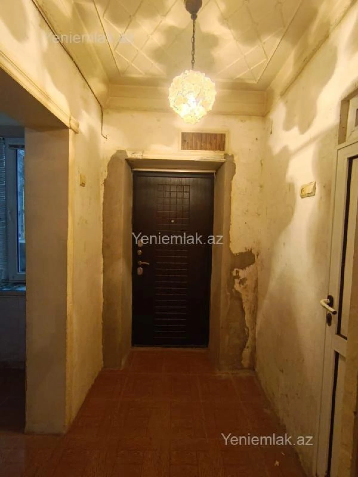 Satılır 2 otaqlı köhnə tikili 60 m²