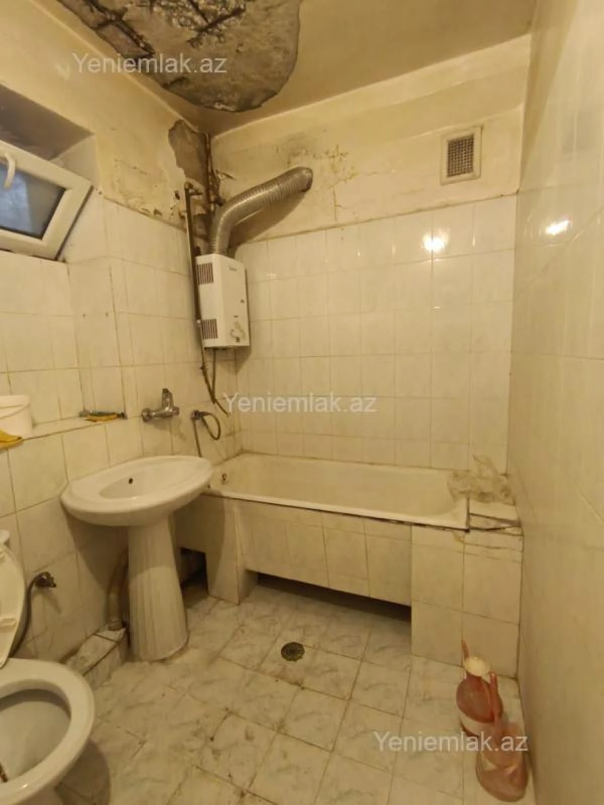 Satılır 2 otaqlı köhnə tikili 60 m²