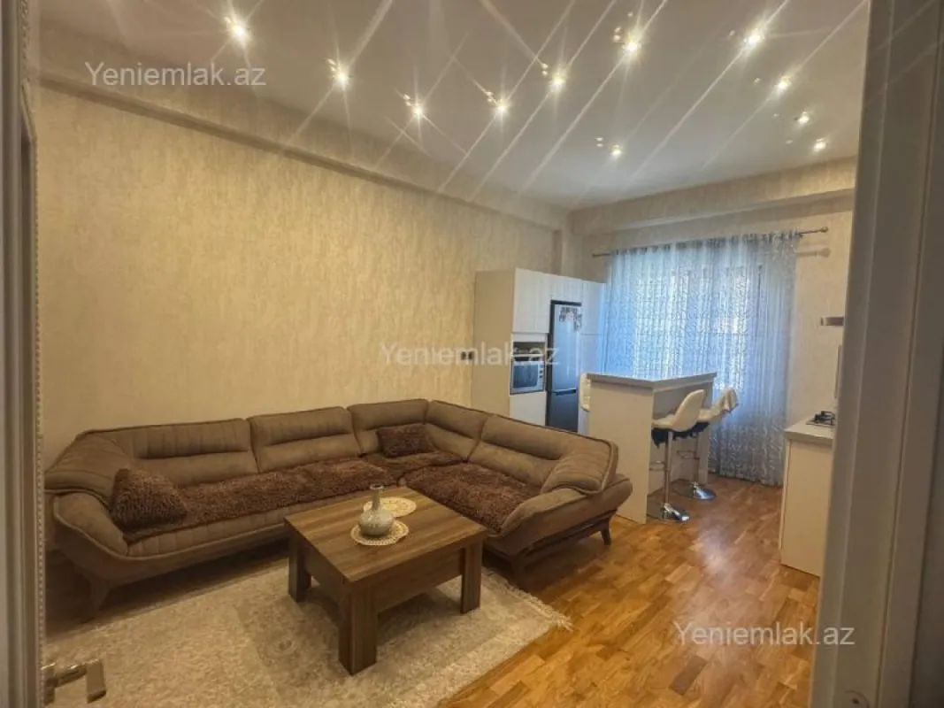 Satılır 3 otaqlı yeni tikili 60 m²