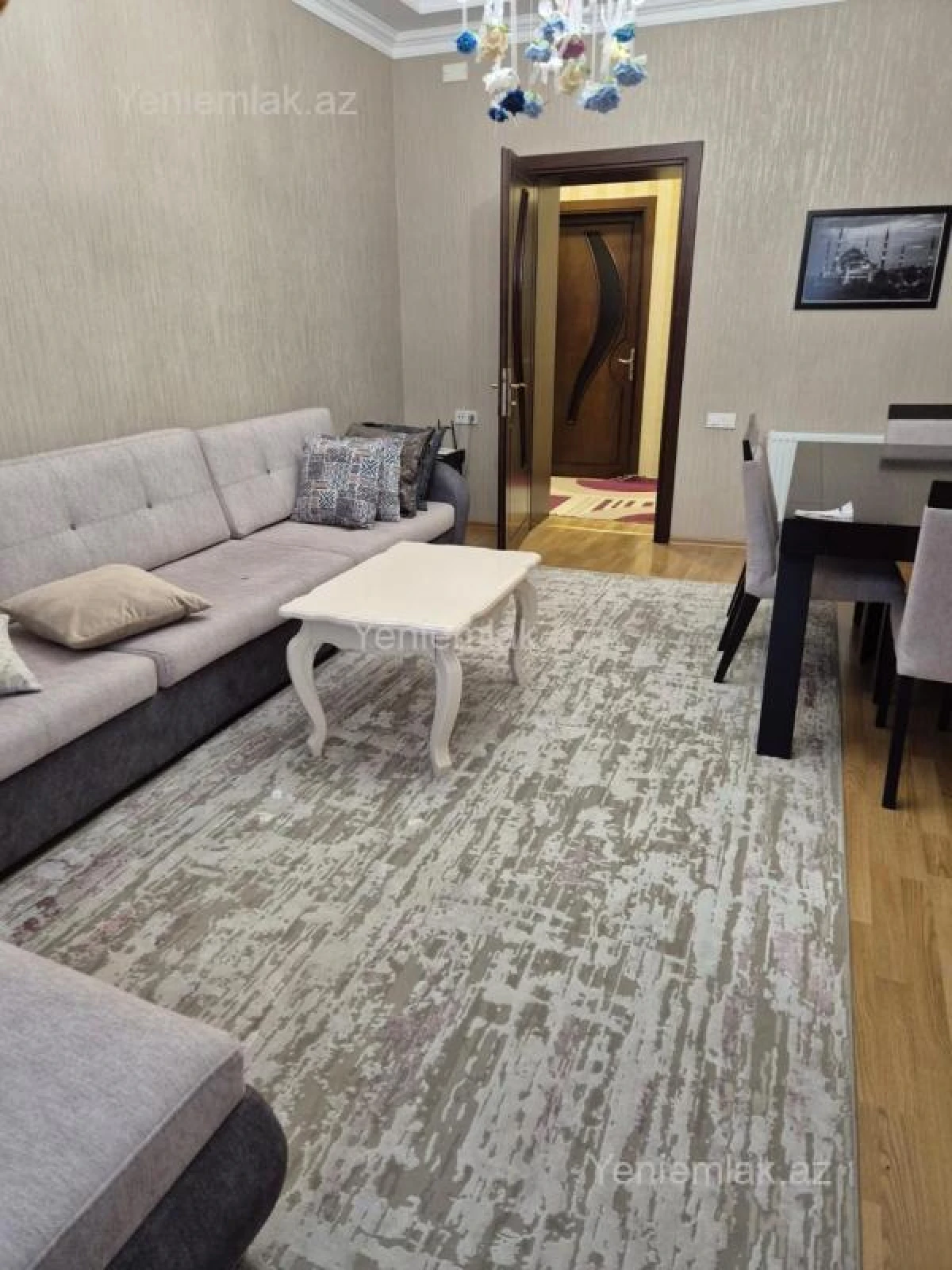 Satılır 2 otaqlı köhnə tikili 52 m²