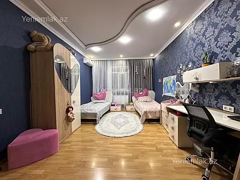 Satılır 2 otaqlı köhnə tikili 52 m²