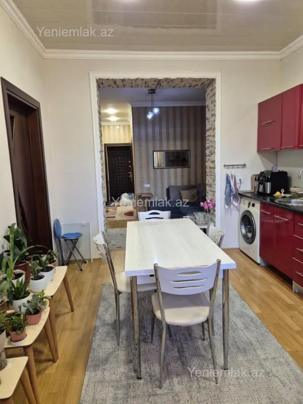 Satılır 2 otaqlı köhnə tikili 52 m²