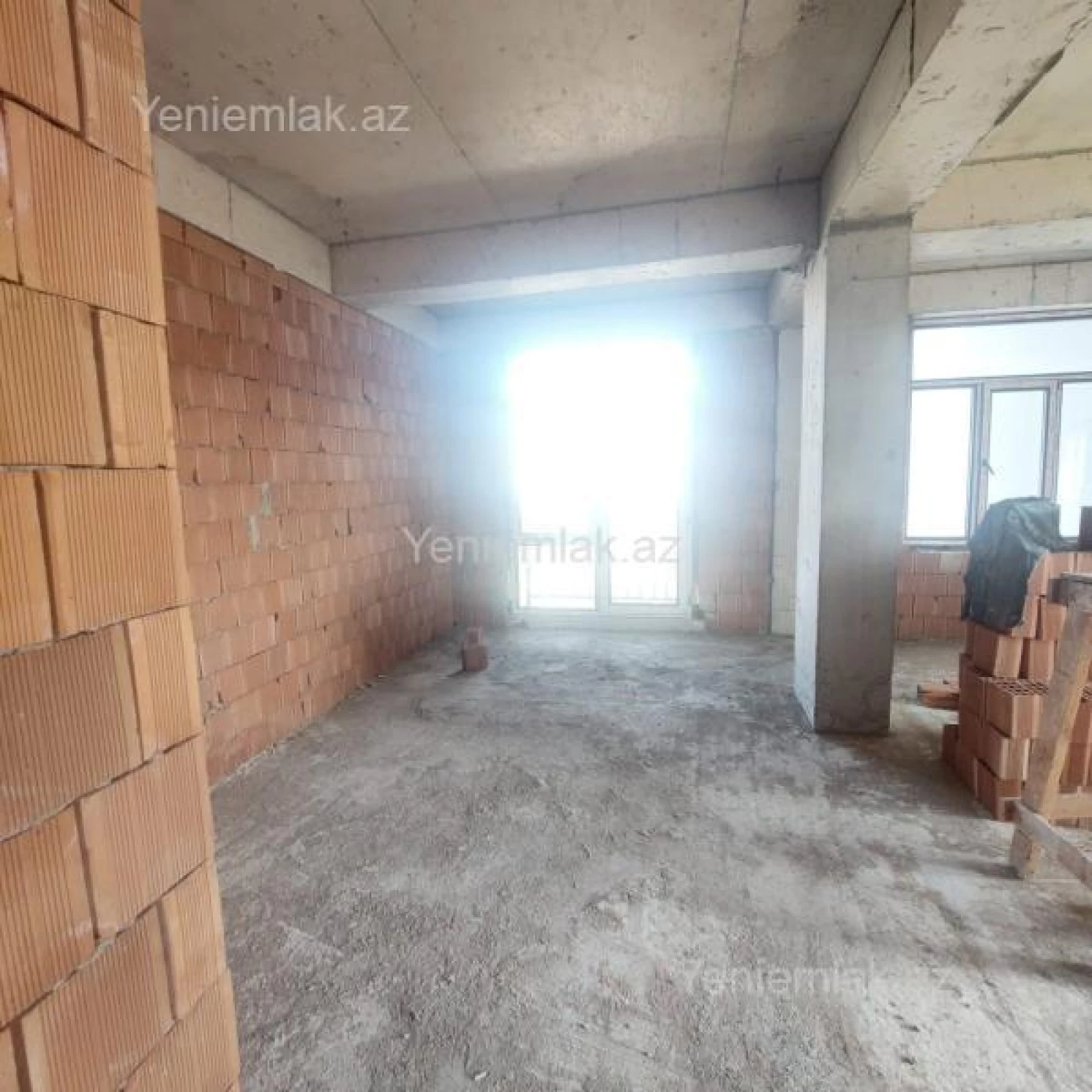 Satılır 1 otaqlı yeni tikili 52 m²