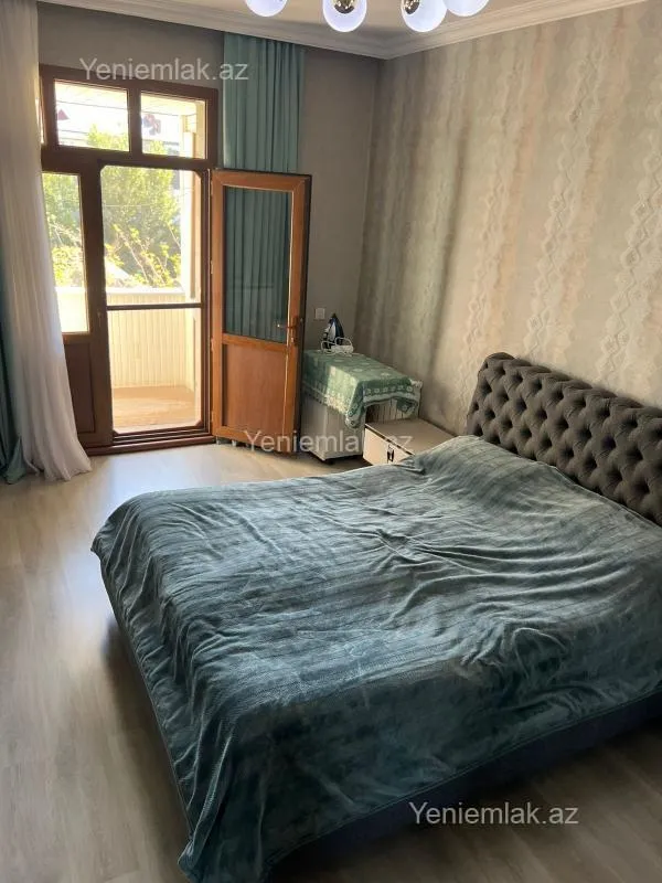 Satılır 3 otaqlı köhnə tikili 78 m²