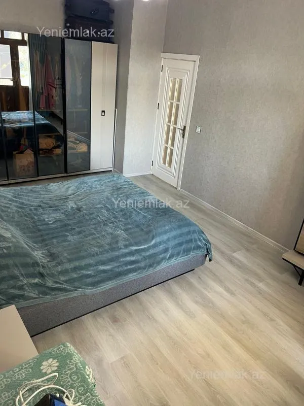 Satılır 3 otaqlı köhnə tikili 78 m²