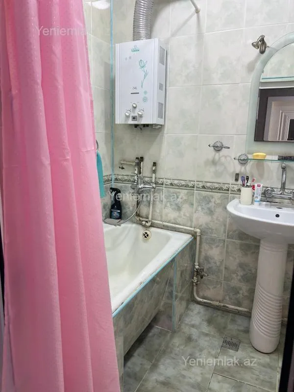 Satılır 3 otaqlı köhnə tikili 78 m²