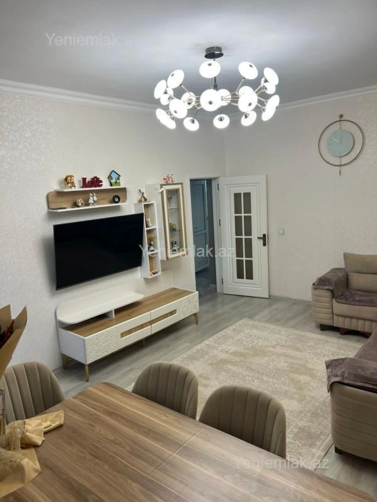 Satılır 3 otaqlı köhnə tikili 78 m²