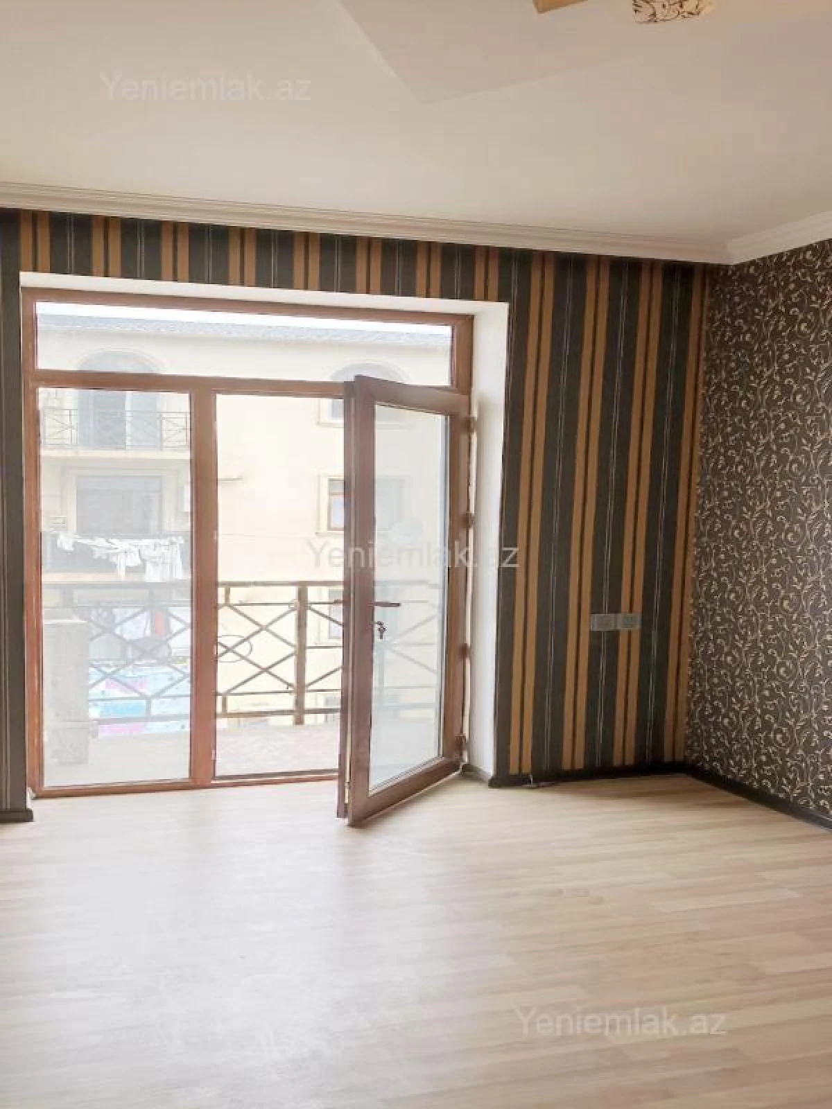 Satılır 3 otaqlı yeni tikili 98.3 m²