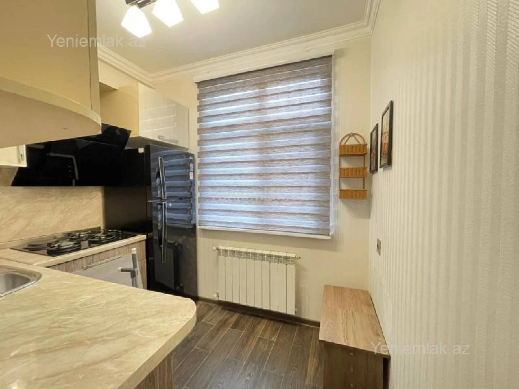 Satılır 1 otaqlı köhnə tikili 32 m²