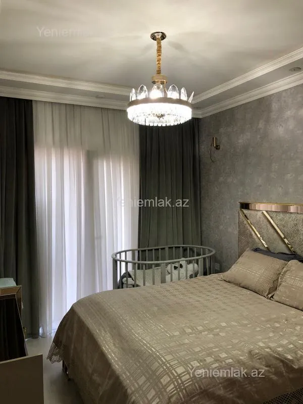 Satılır 2 otaqlı yeni tikili 74 m²