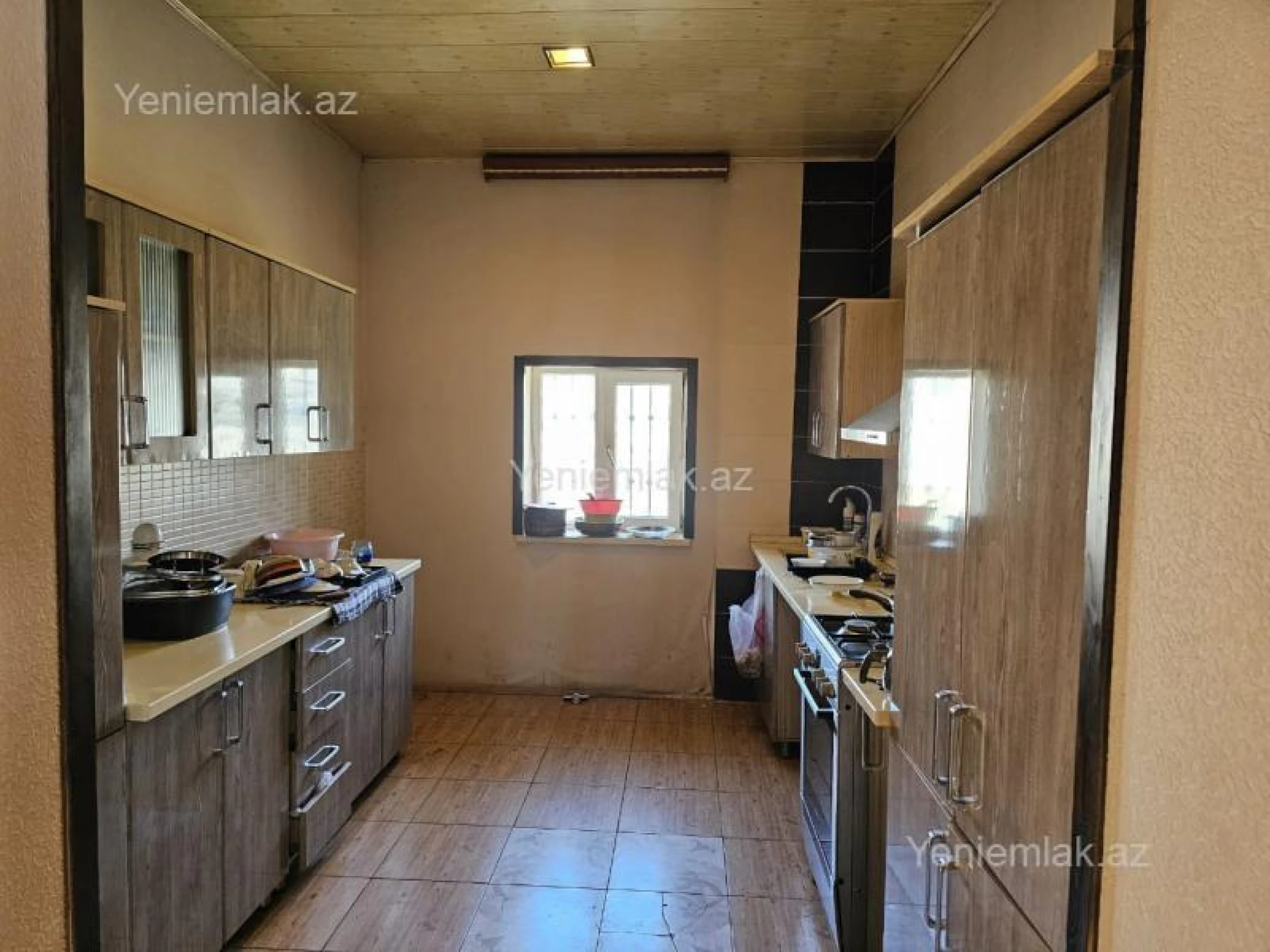 Satılır 6 otaqlı həyət evi 260 m²