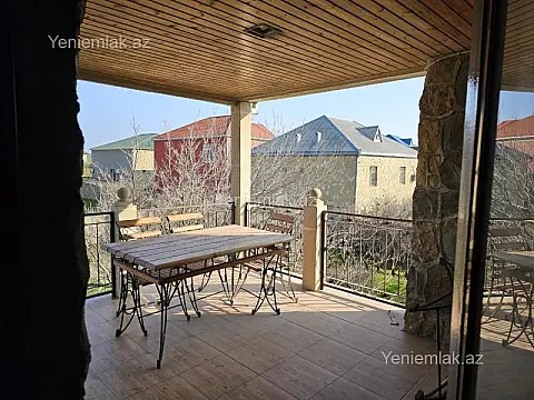 Satılır 6 otaqlı həyət evi 260 m²