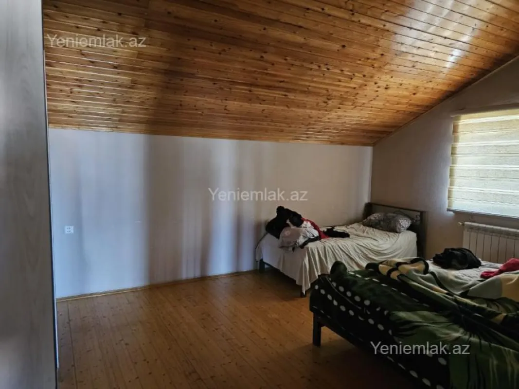 Satılır 6 otaqlı həyət evi 260 m²