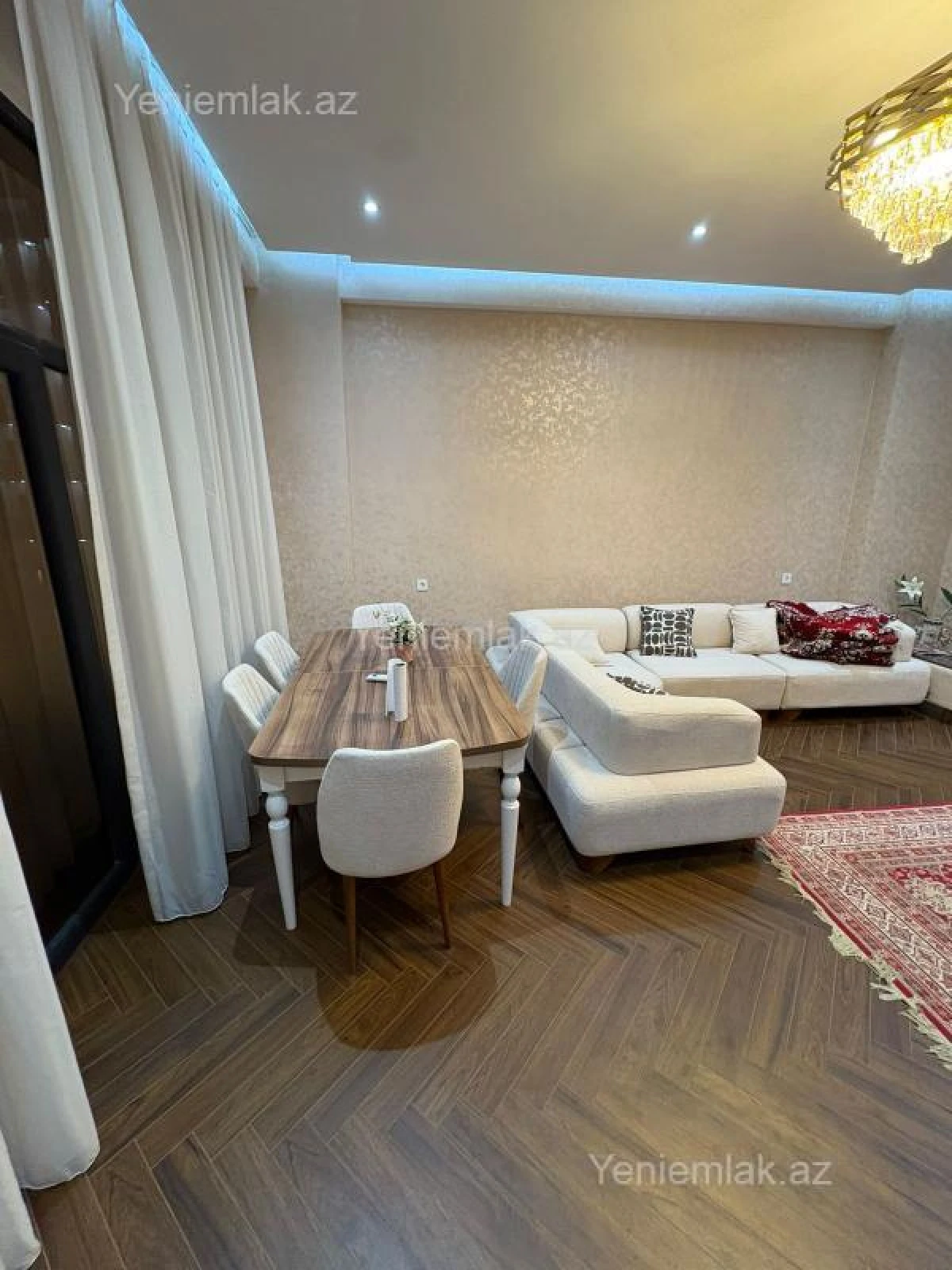 Satılır 2 otaqlı yeni tikili 90 m²