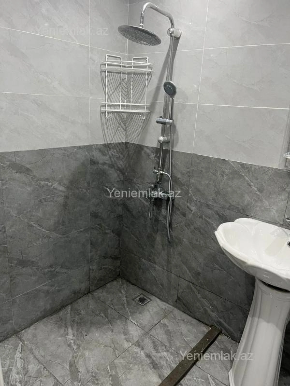 Satılır 2 otaqlı yeni tikili 55 m²