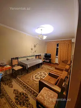 Satılır 4 otaqlı köhnə tikili 100 m²