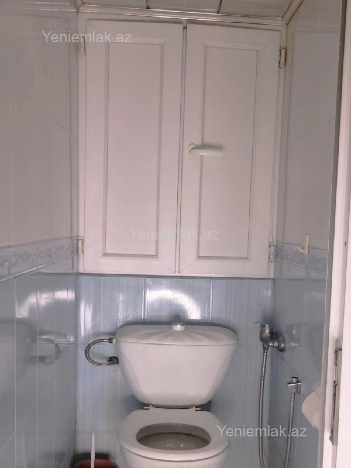 Satılır 4 otaqlı köhnə tikili 100 m²