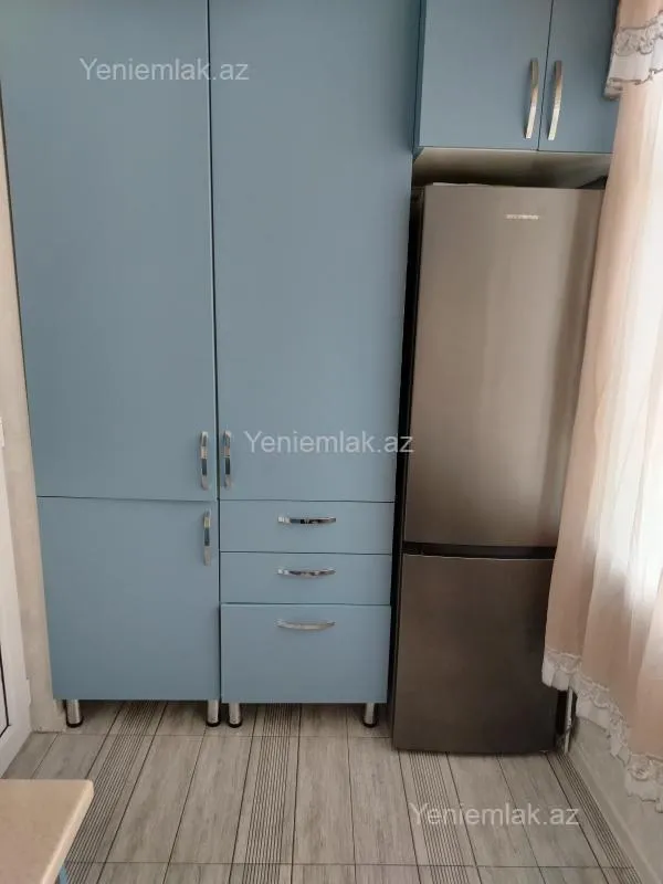 Satılır 2 otaqlı köhnə tikili 50 m²