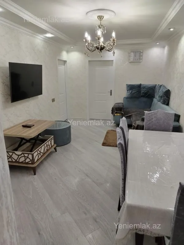 Satılır 2 otaqlı köhnə tikili 50 m²