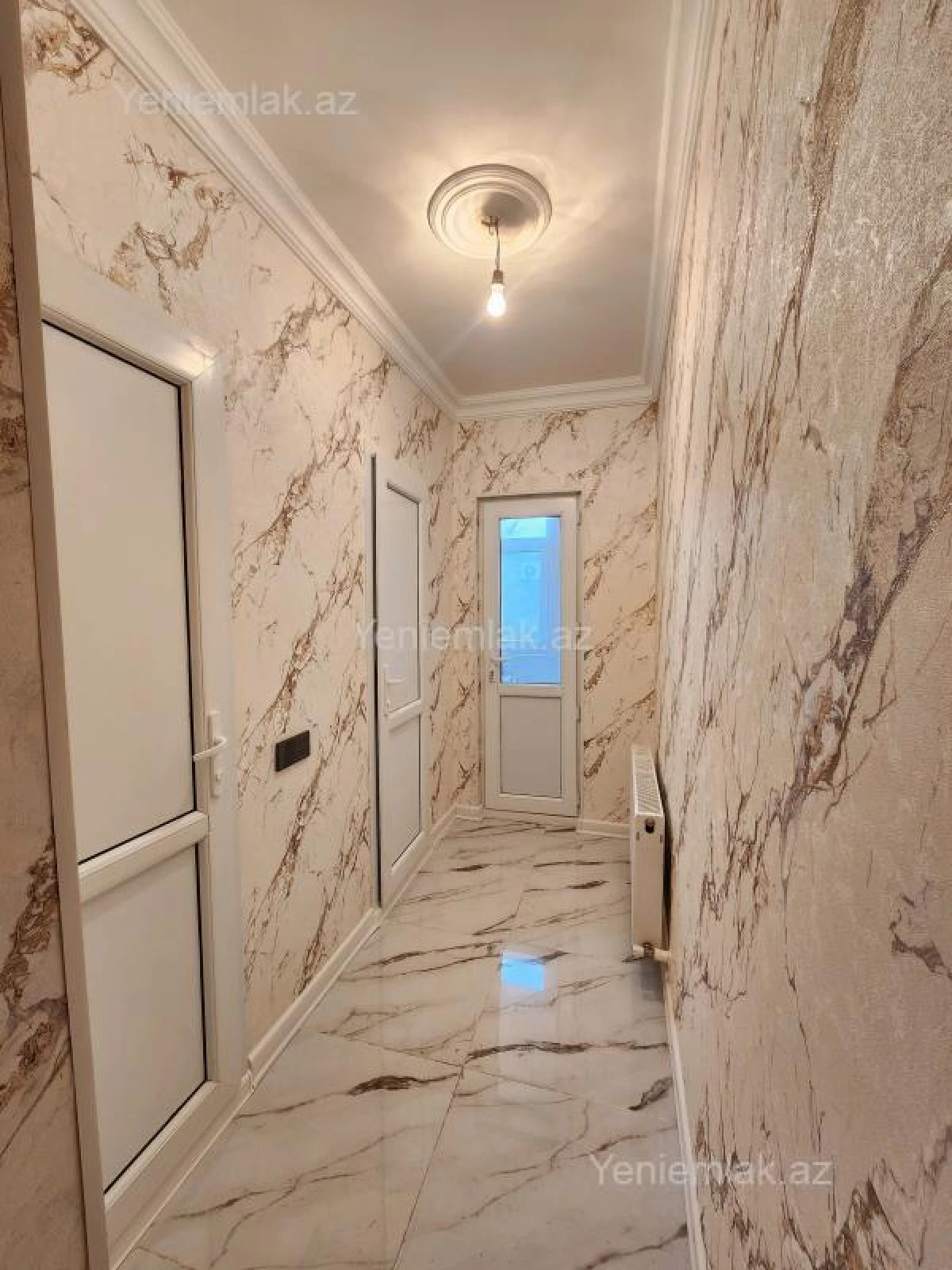 Satılır 3 otaqlı köhnə tikili 70 m²