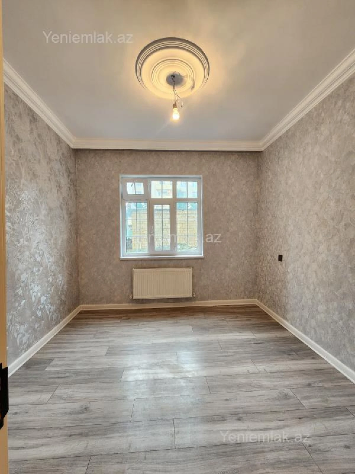 Satılır 3 otaqlı köhnə tikili 70 m²