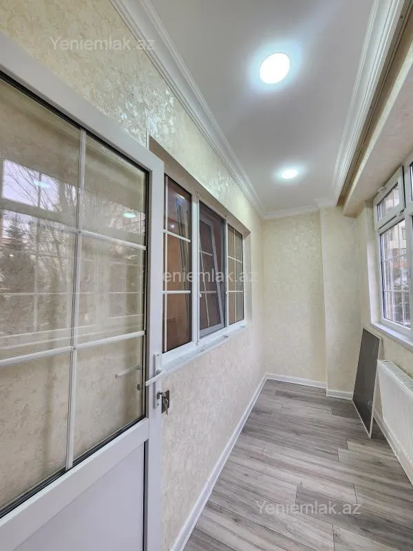 Satılır 3 otaqlı köhnə tikili 70 m²