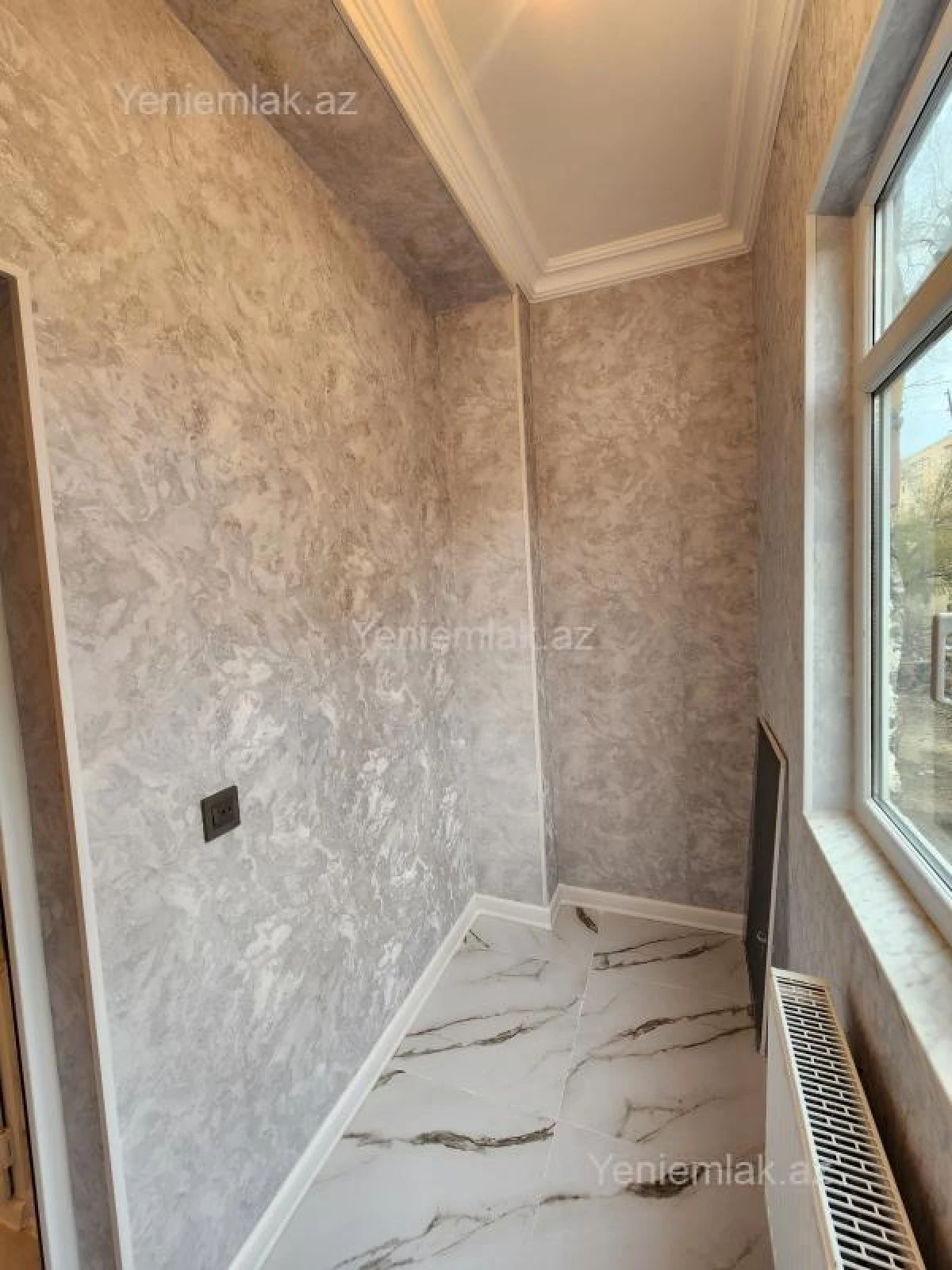 Satılır 3 otaqlı köhnə tikili 70 m²