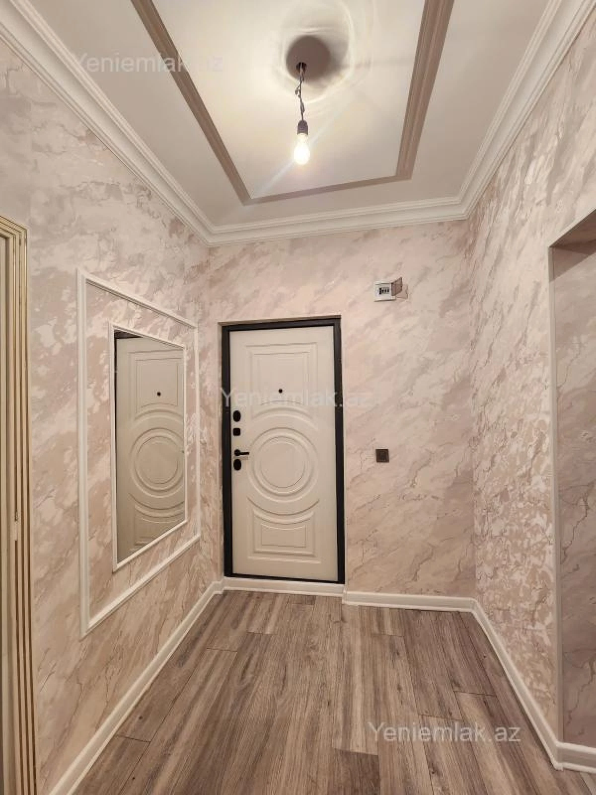 Satılır 3 otaqlı köhnə tikili 70 m²