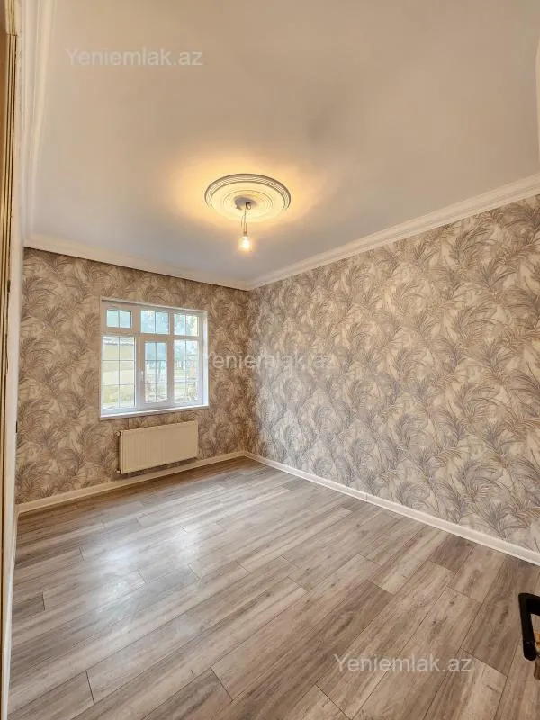 Satılır 3 otaqlı köhnə tikili 70 m²