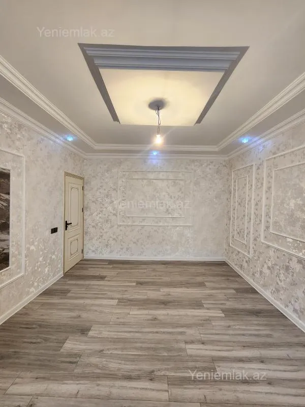 Satılır 3 otaqlı köhnə tikili 70 m²