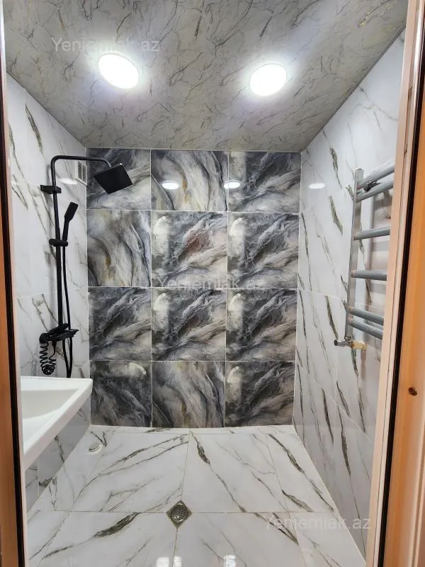 Satılır 3 otaqlı köhnə tikili 70 m²