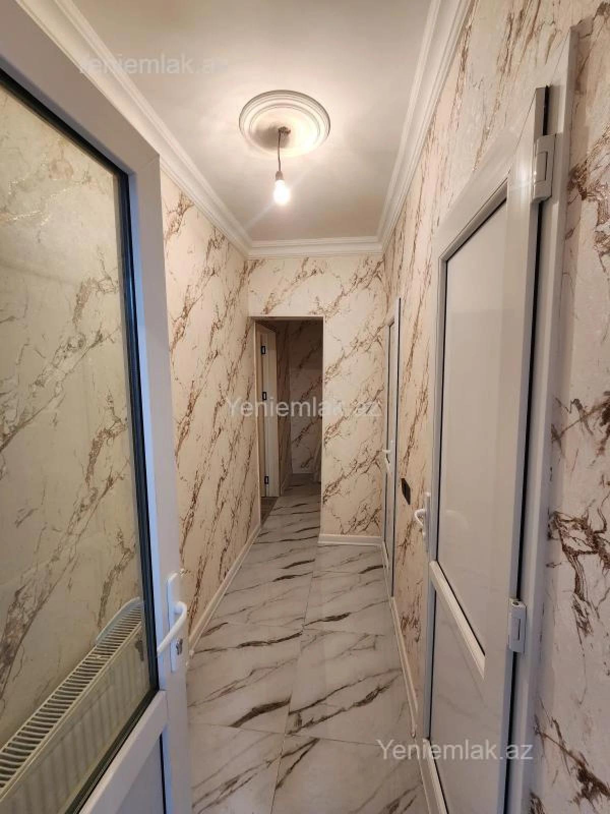 Satılır 3 otaqlı köhnə tikili 70 m²
