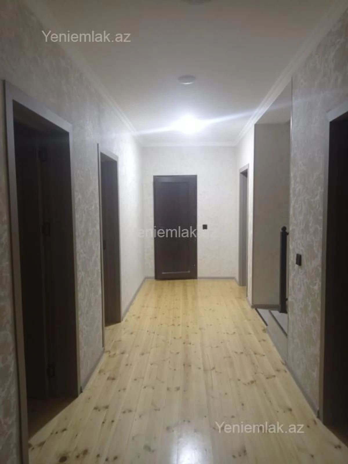 Satılır 7 otaqlı həyət evi 165 m²