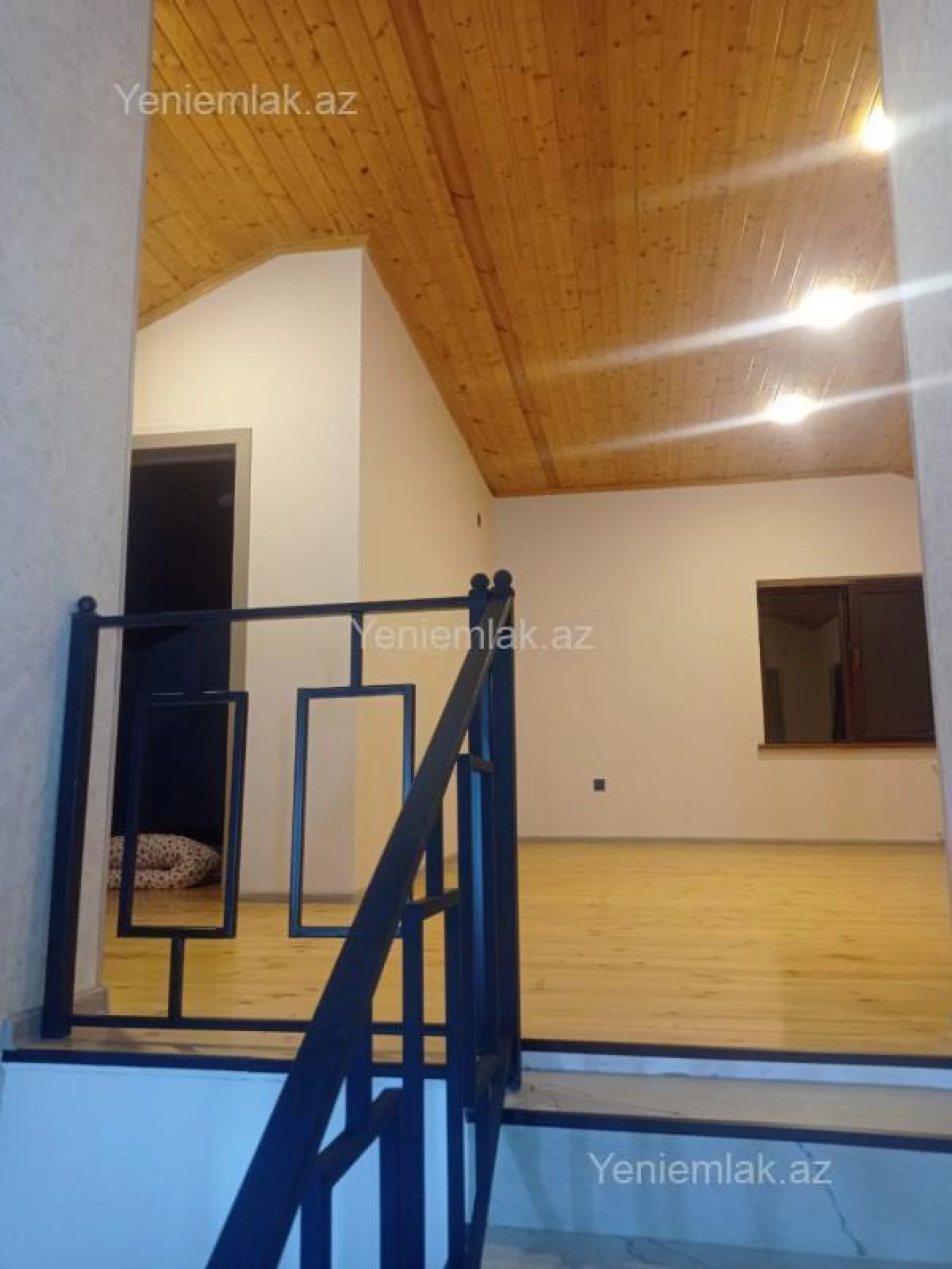 Satılır 7 otaqlı həyət evi 165 m²