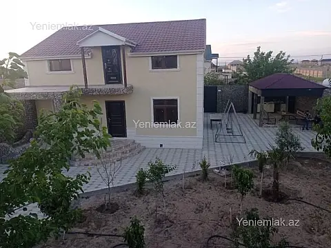 Satılır 7 otaqlı həyət evi 165 m²