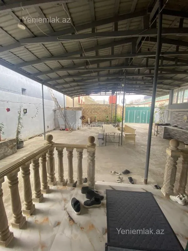 Satılır 4 otaqlı həyət evi 160 m²