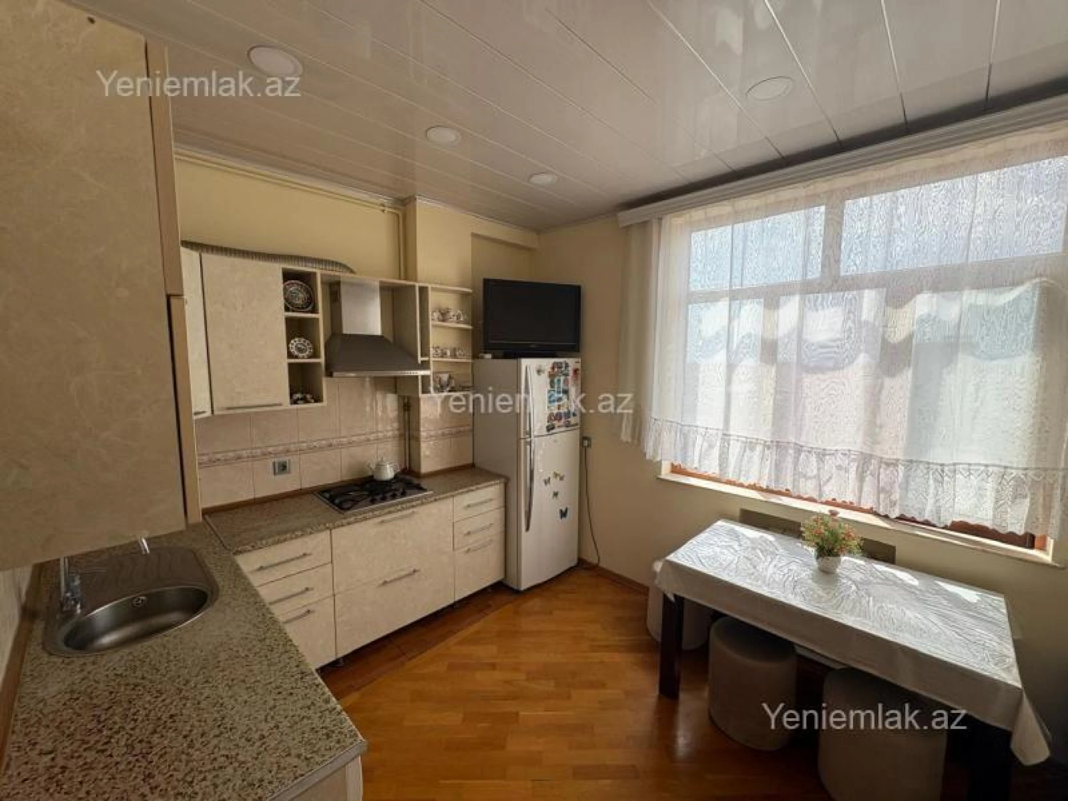 Satılır 2 otaqlı yeni tikili 65 m²