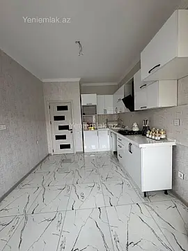 Satılır 3 otaqlı yeni tikili 82 m²